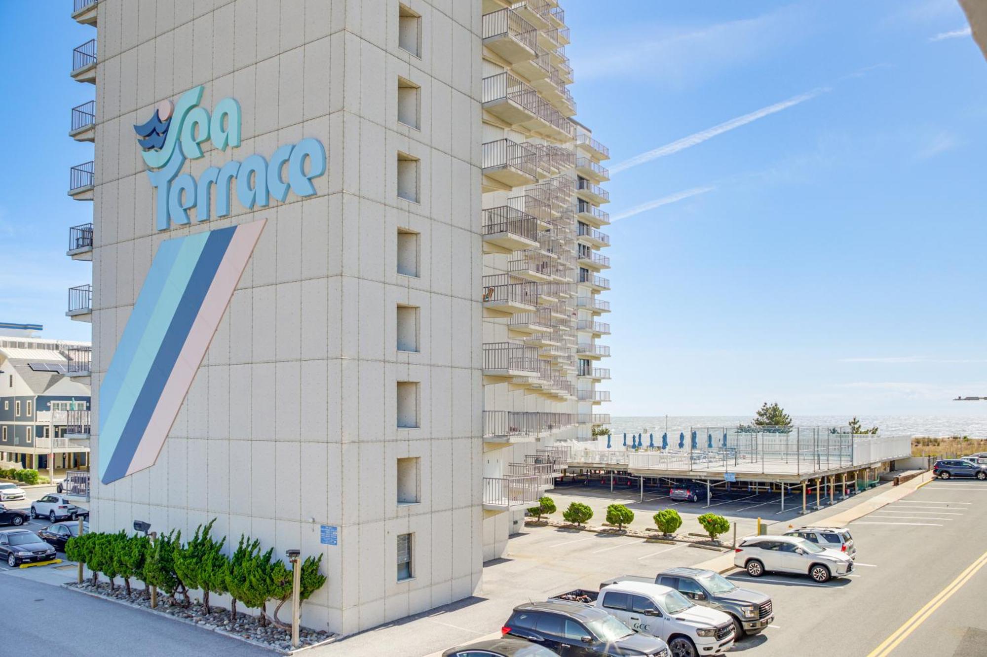 Ocean City Condo With Heated Pool And Beachfront View! Exterior foto